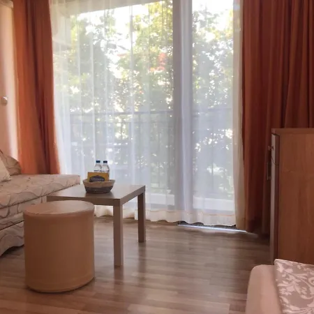 Guest house Family Astra Chernomorets