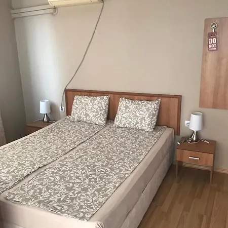 семеен астра Черноморец